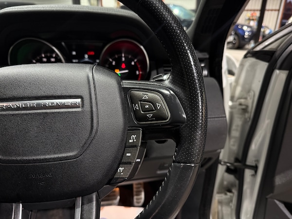Used Land Rover Range Rover Evoque 2018 for sale - 76273655: Photo 33