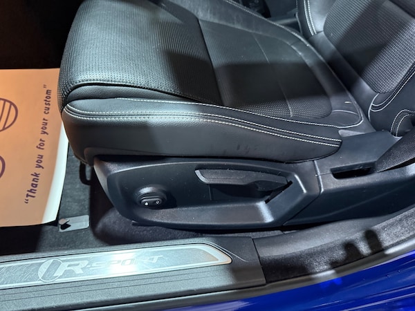 Used Jaguar XE 2017 for sale - 76292903: Photo 11