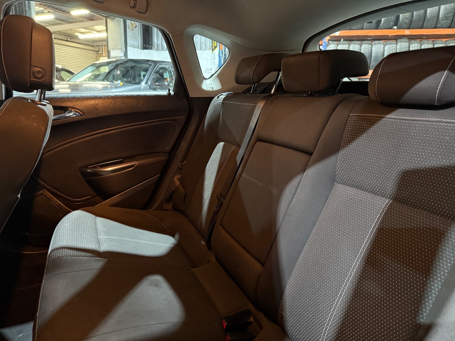 Used Vauxhall Astra 2010 for sale - 77313009: Photo 15