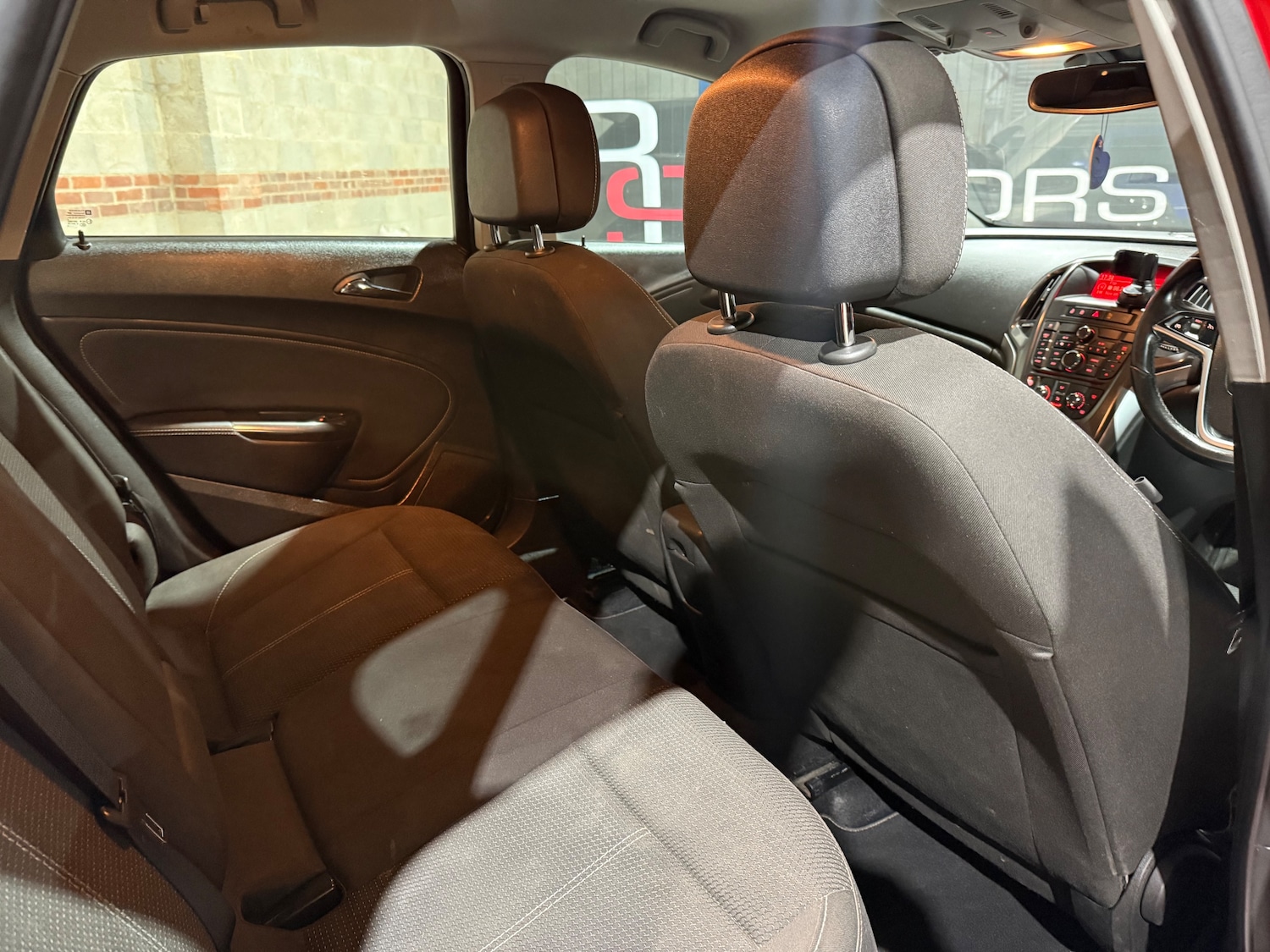 Used Vauxhall Astra 2010 for sale - 77313009: Photo 18