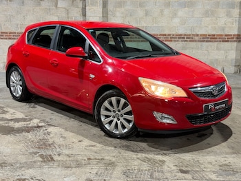 Vauxhall Astra feature image