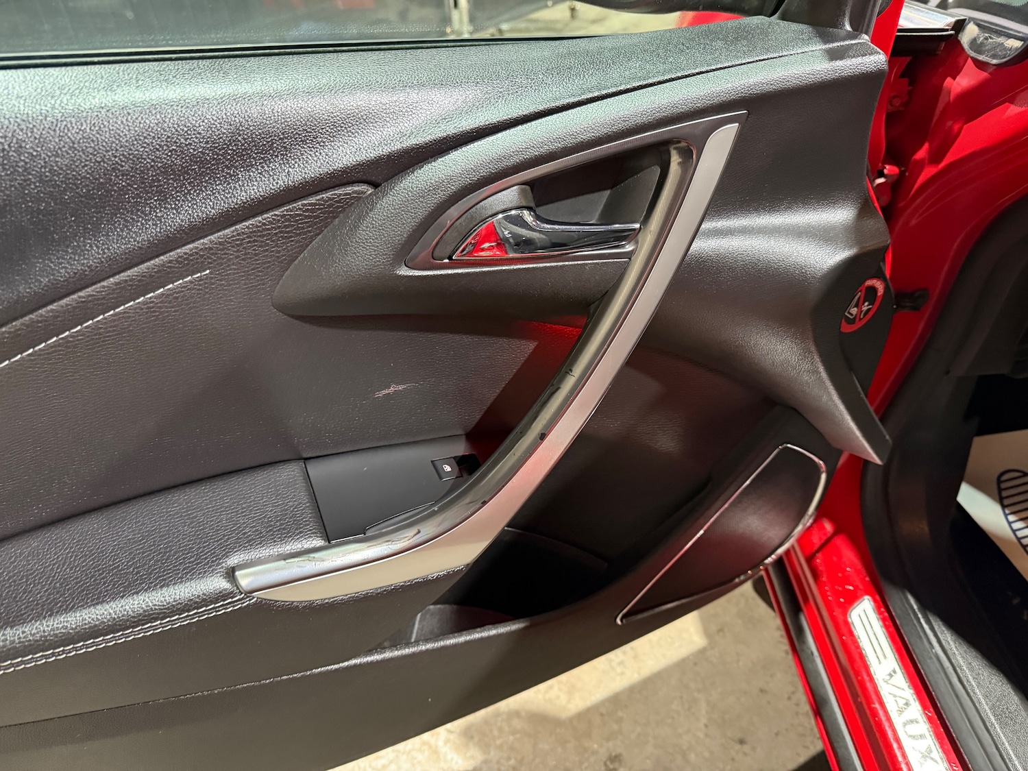 Used Vauxhall Astra 2010 for sale - 77313009: Photo 8