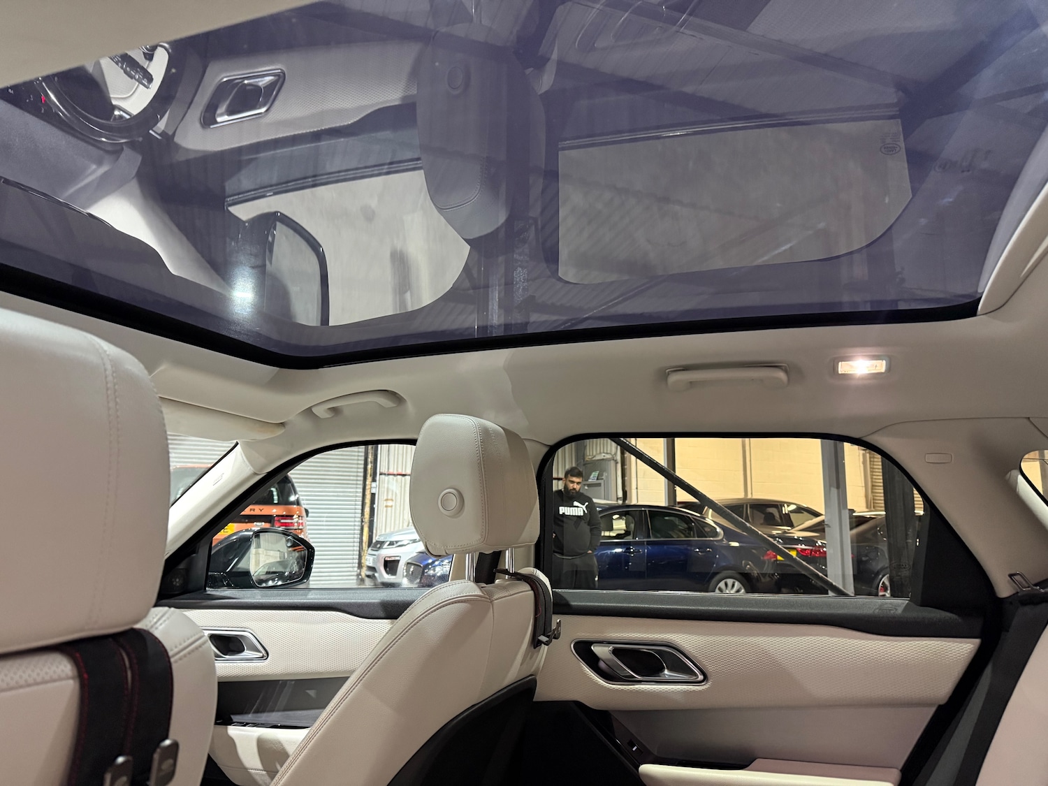 Used Land Rover Range Rover Velar 2018 for sale - 77546152: Photo 17