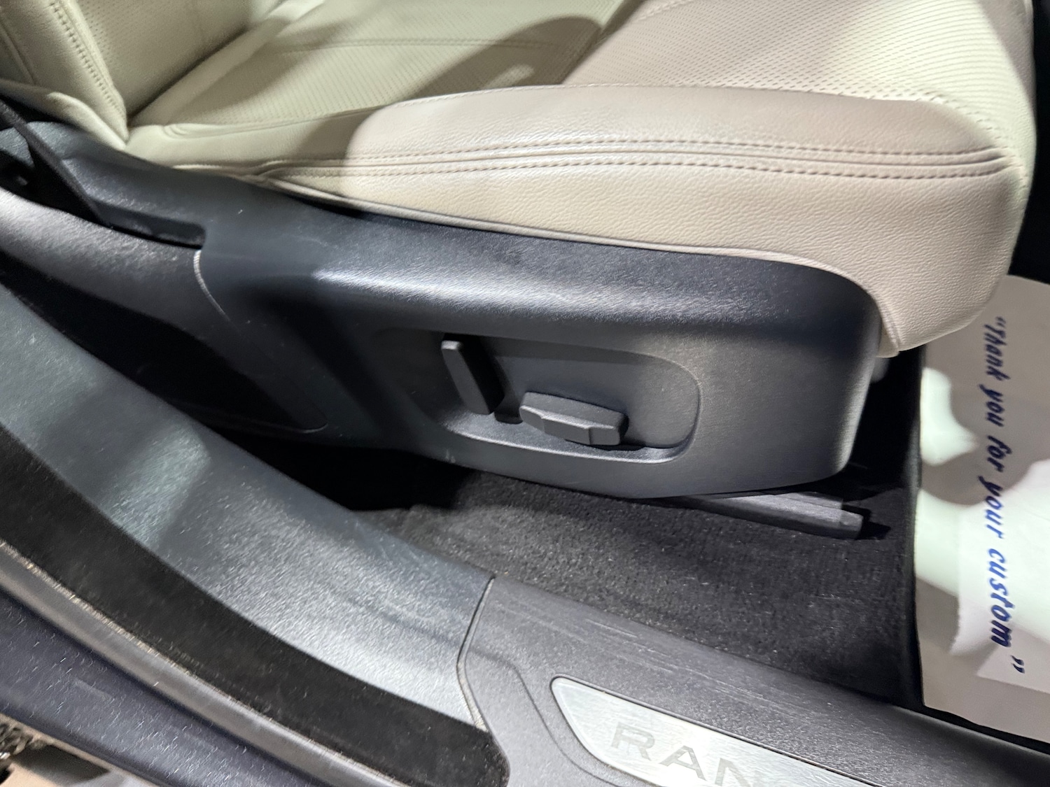 Used Land Rover Range Rover Velar 2018 for sale - 77546152: Photo 28