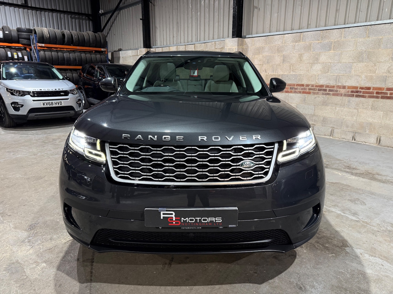 Used Land Rover Range Rover Velar 2018 for sale - 77546152: Photo 6