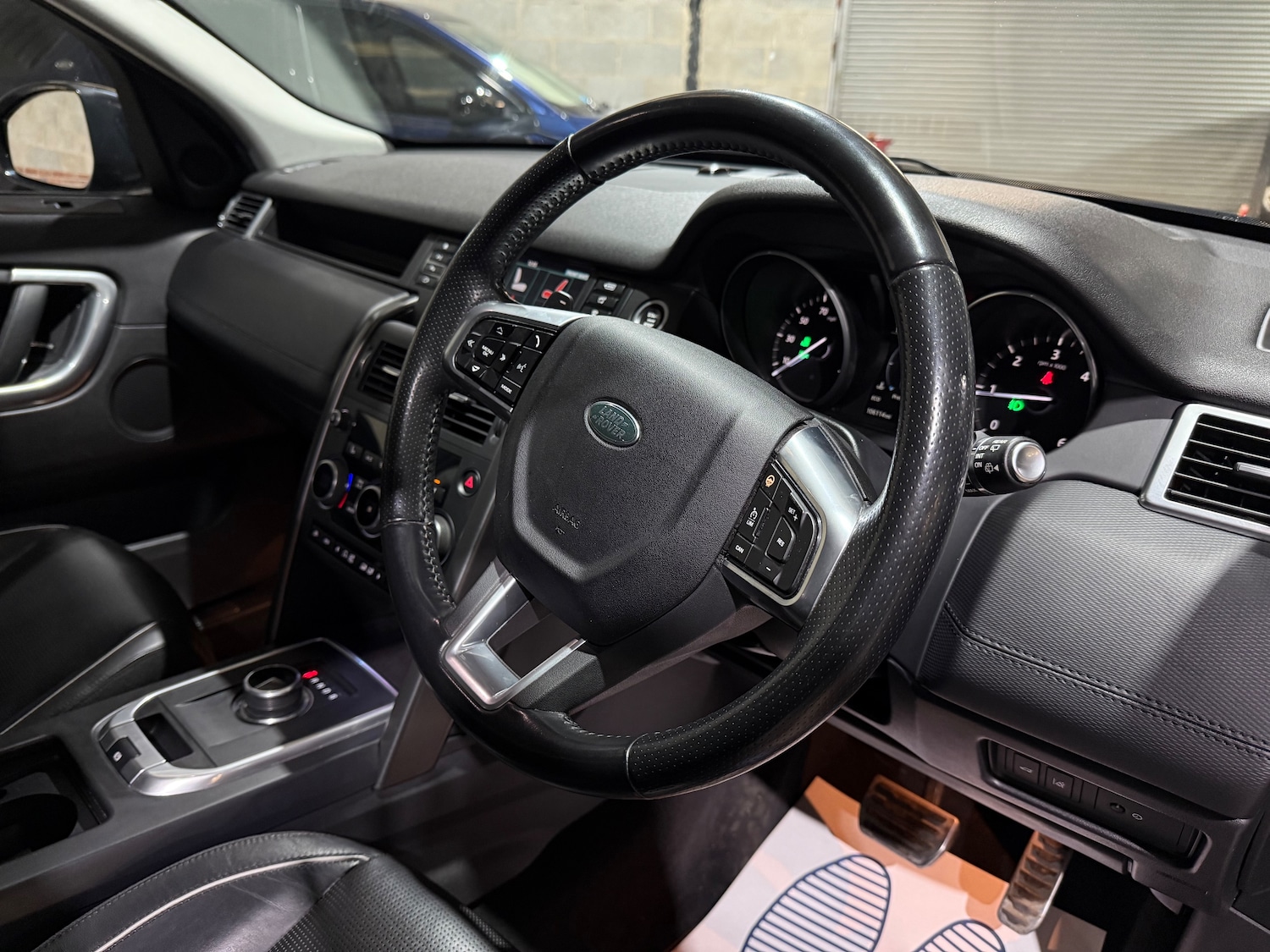 Used Land Rover Discovery Sport 2017 for sale - 76623761: Photo 29