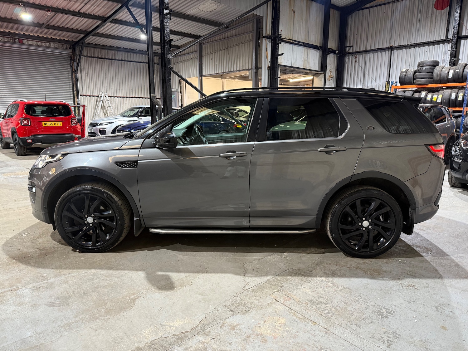 Used Land Rover Discovery Sport 2017 for sale - 76623761: Photo 5