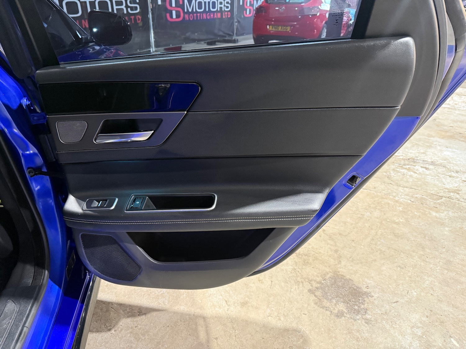 Used Jaguar XF 2016 for sale - 77327244: Photo 19