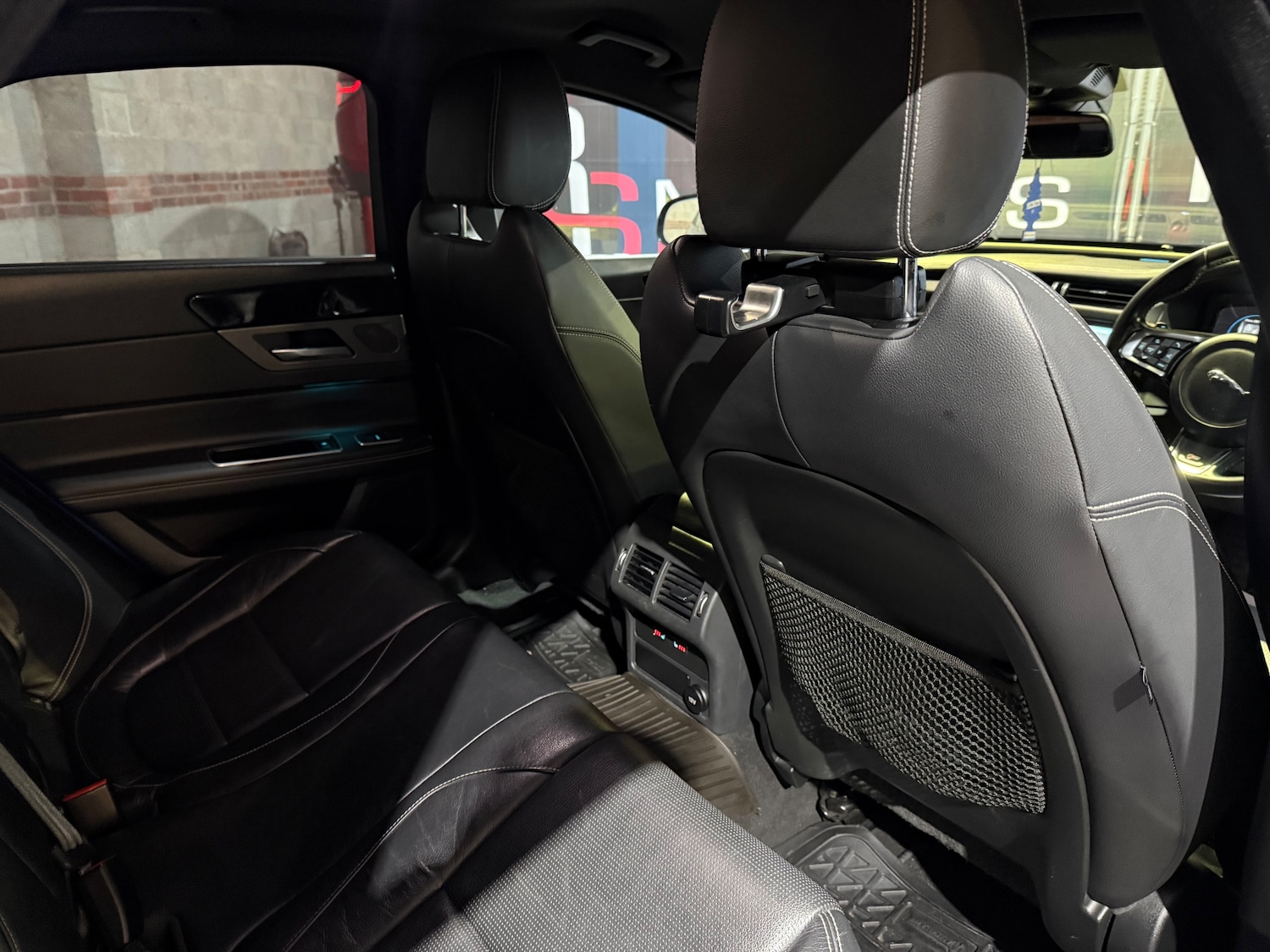 Used Jaguar XF 2016 for sale - 77327244: Photo 20