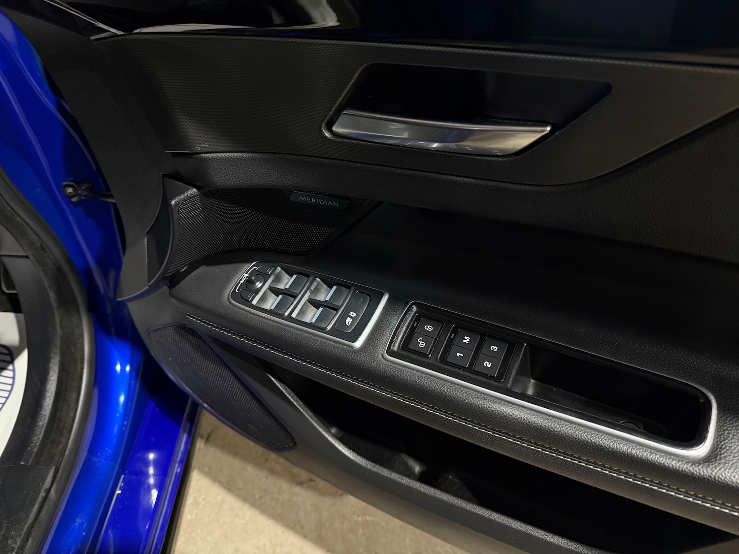 Used Jaguar XF 2016 for sale - 77327244: Photo 23