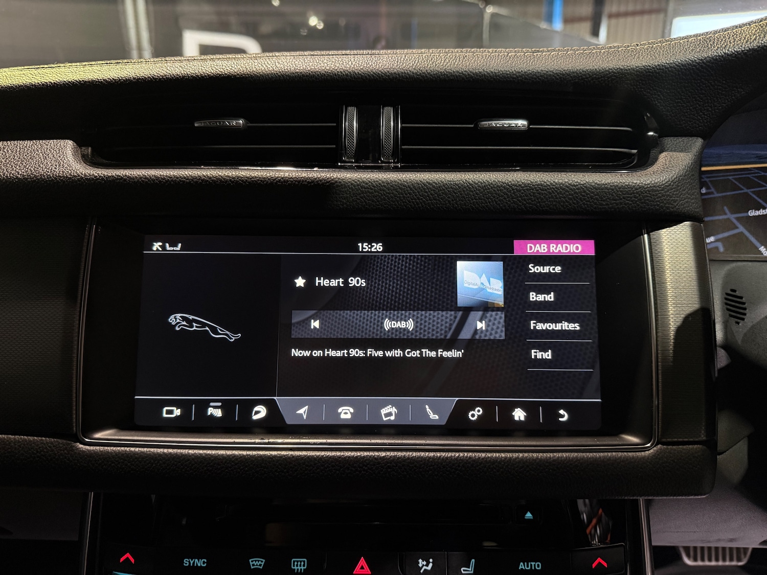 Used Jaguar XF 2016 for sale - 77327244: Photo 40