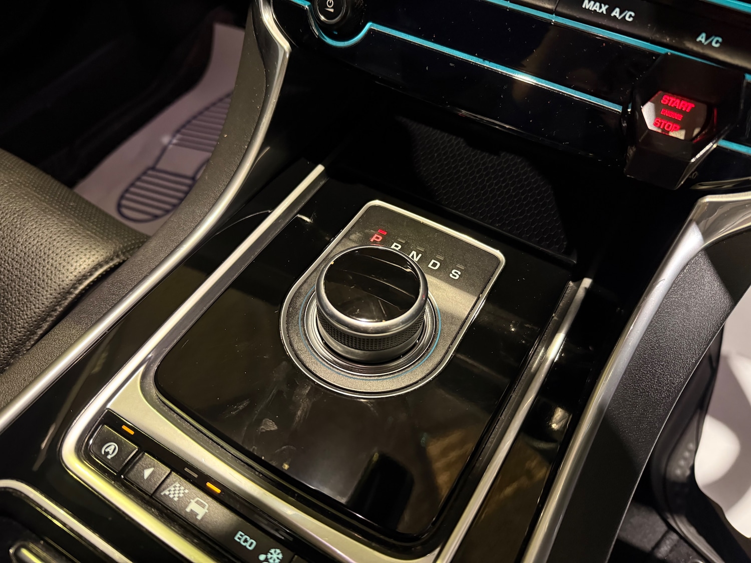 Used Jaguar XF 2016 for sale - 77327244: Photo 43