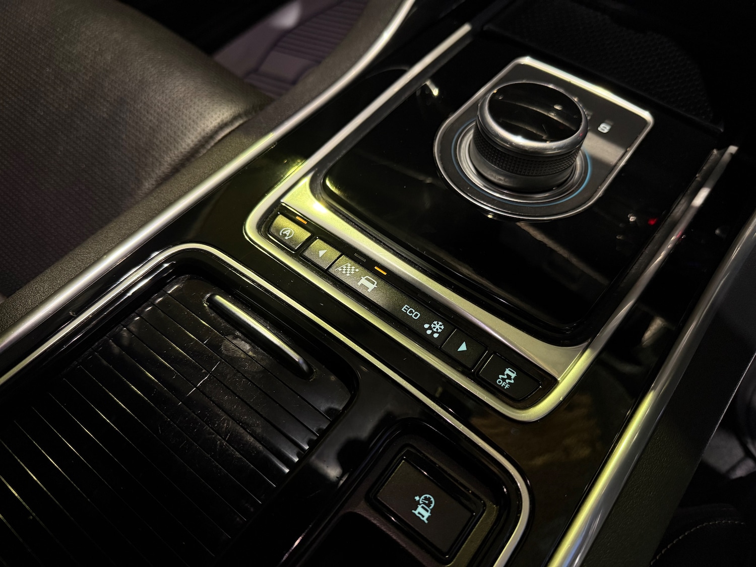 Used Jaguar XF 2016 for sale - 77327244: Photo 44