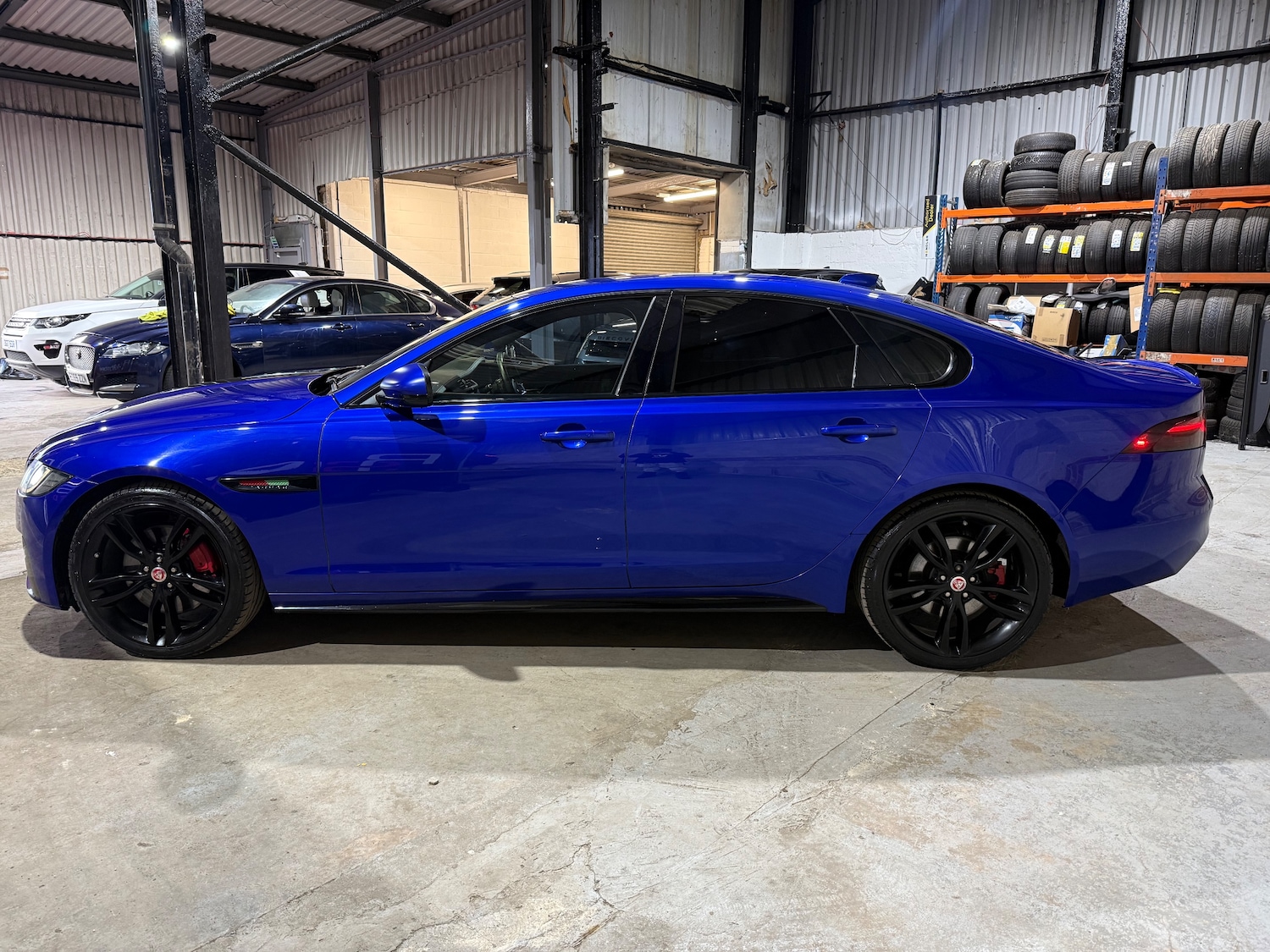 Used Jaguar XF 2016 for sale - 77327244: Photo 5