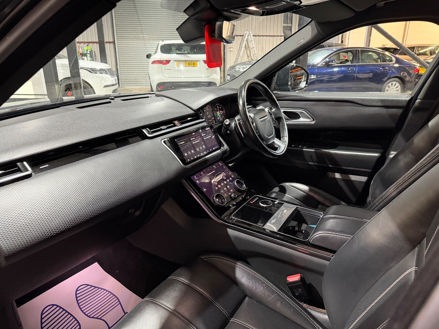 Used Land Rover Range Rover Velar 2018 for sale - 77056245: Photo 11