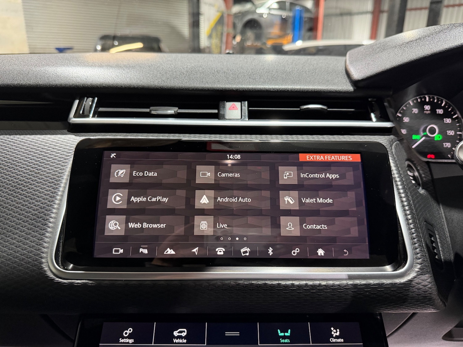 Used Land Rover Range Rover Velar 2018 for sale - 77056245: Photo 43