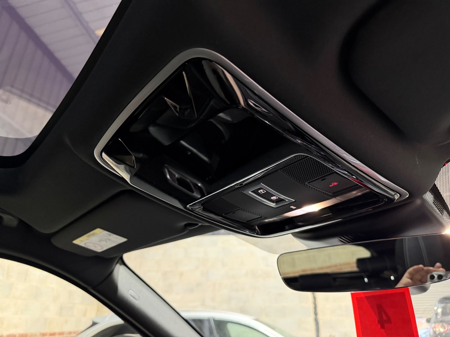 Used Land Rover Range Rover Velar 2018 for sale - 77056245: Photo 46