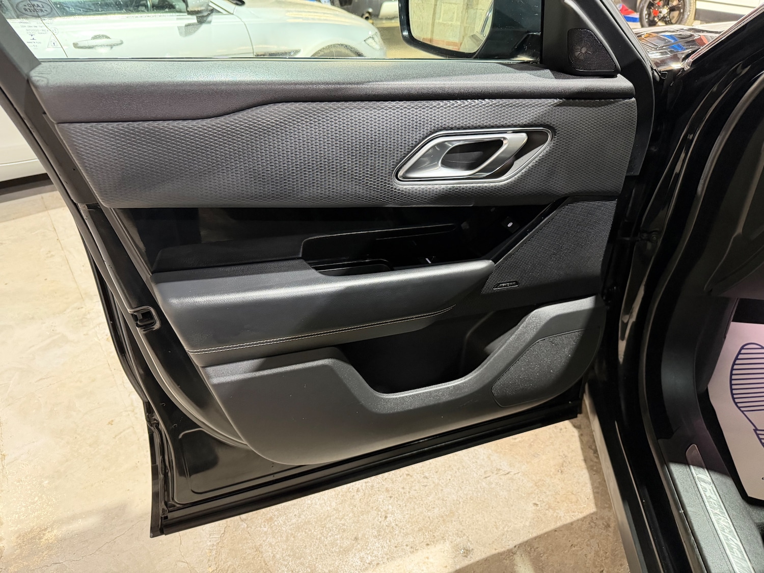 Used Land Rover Range Rover Velar 2018 for sale - 77056245: Photo 8