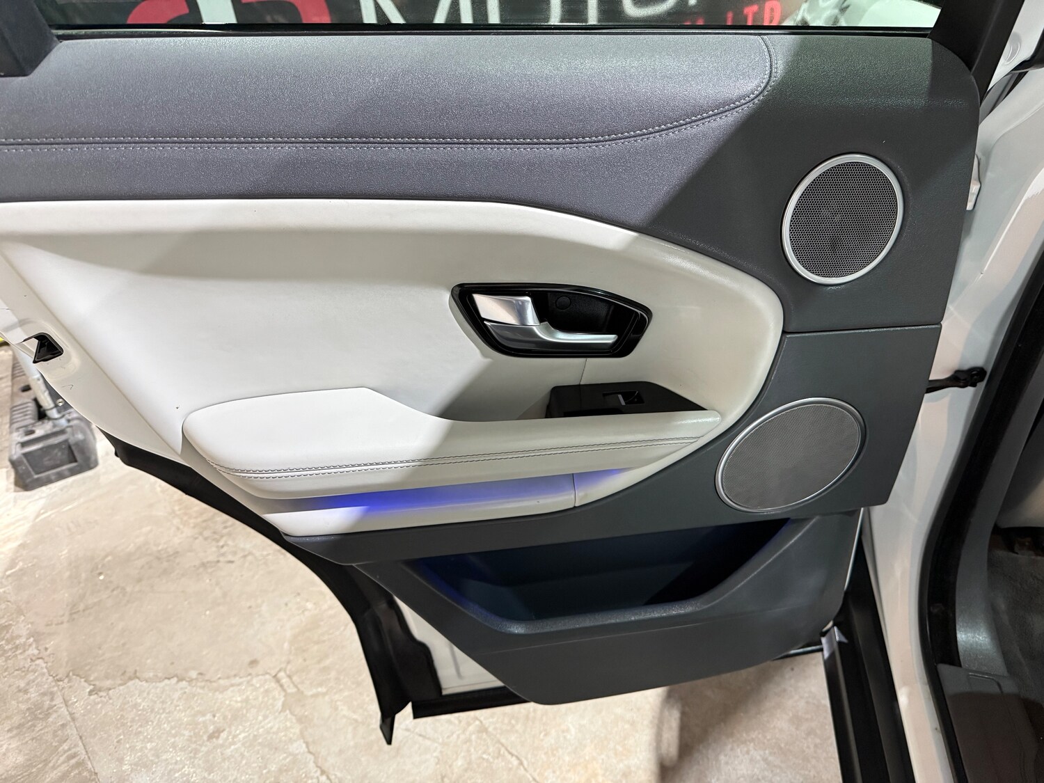 Used Land Rover Range Rover Evoque 2018 for sale - 77885531: Photo 31