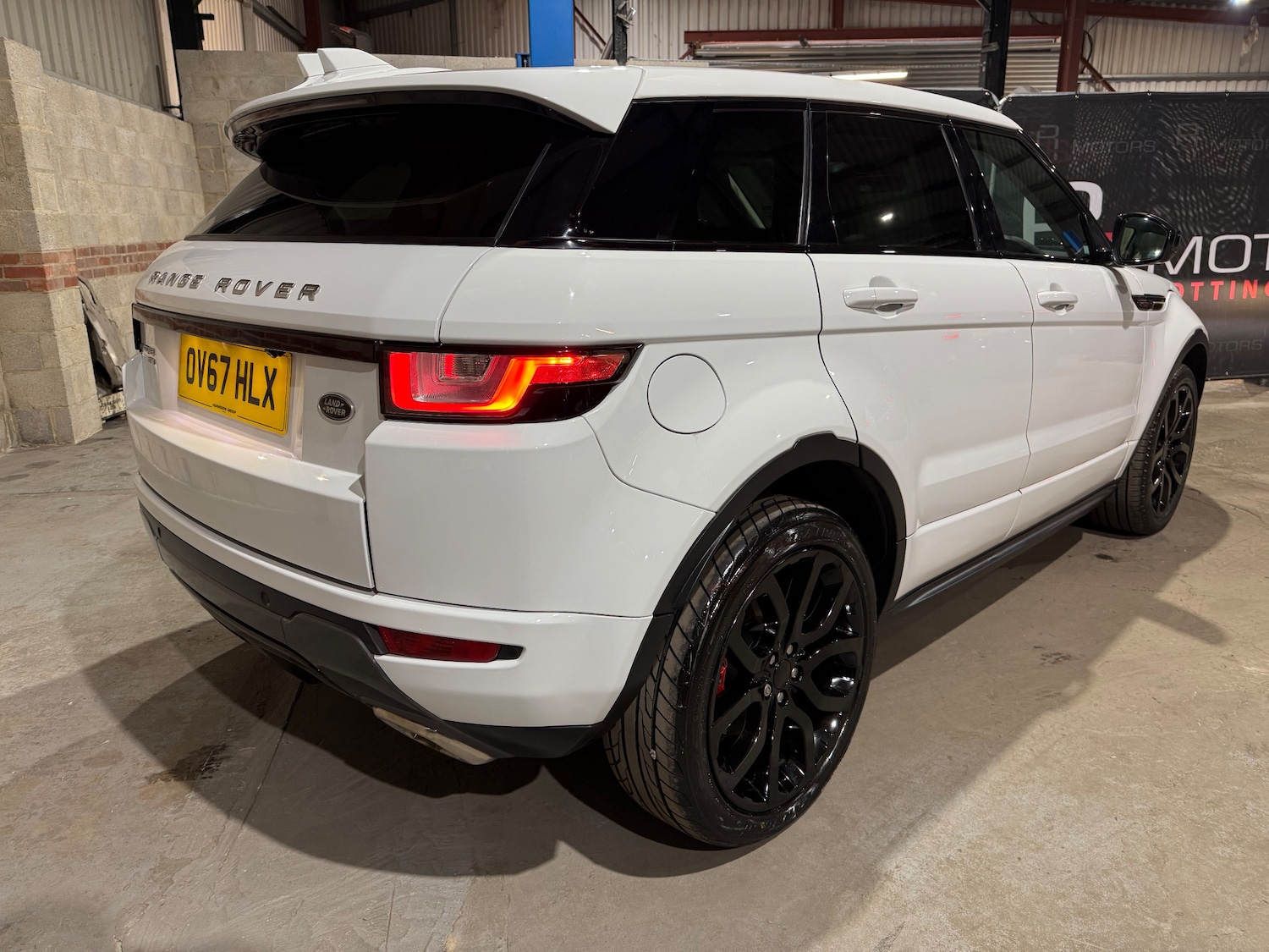 Used Land Rover Range Rover Evoque 2018 for sale - 77885531: Photo 4