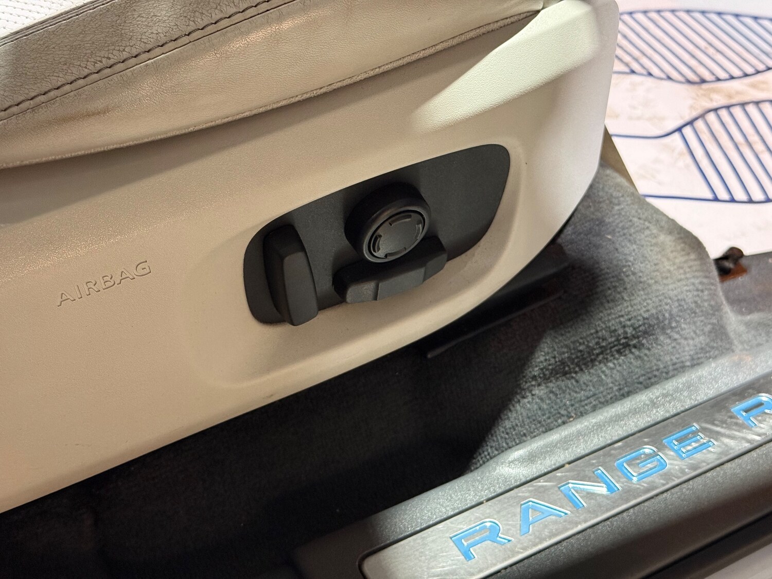 Used Land Rover Range Rover Evoque 2018 for sale - 77885531: Photo 40