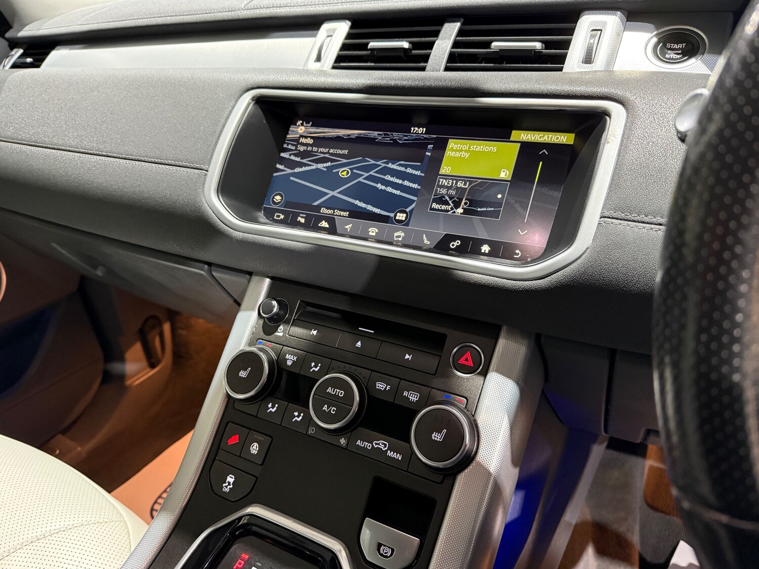 Used Land Rover Range Rover Evoque 2018 for sale - 77885531: Photo 47