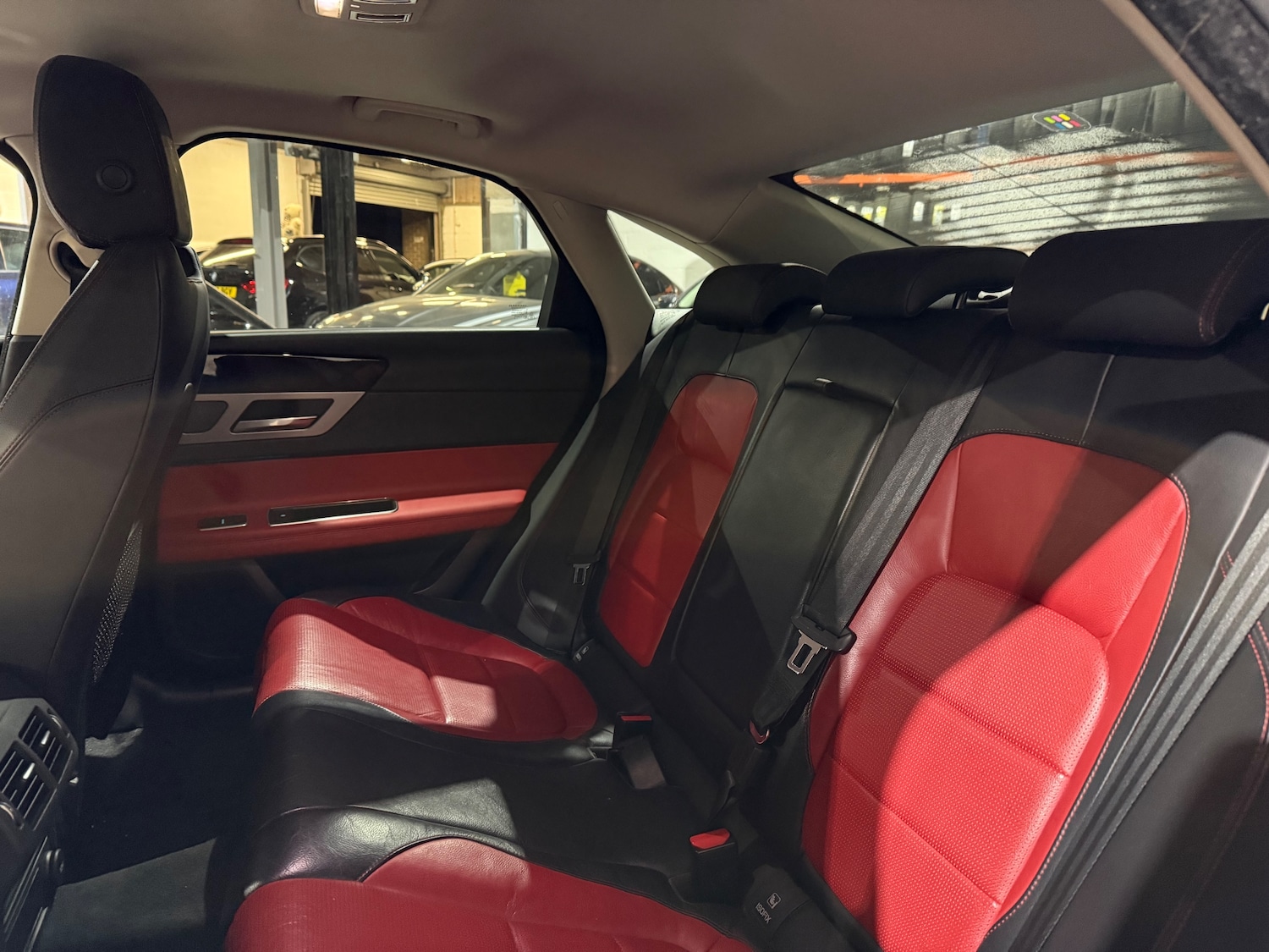 Used Jaguar XF 2016 for sale - 77262884: Photo 16