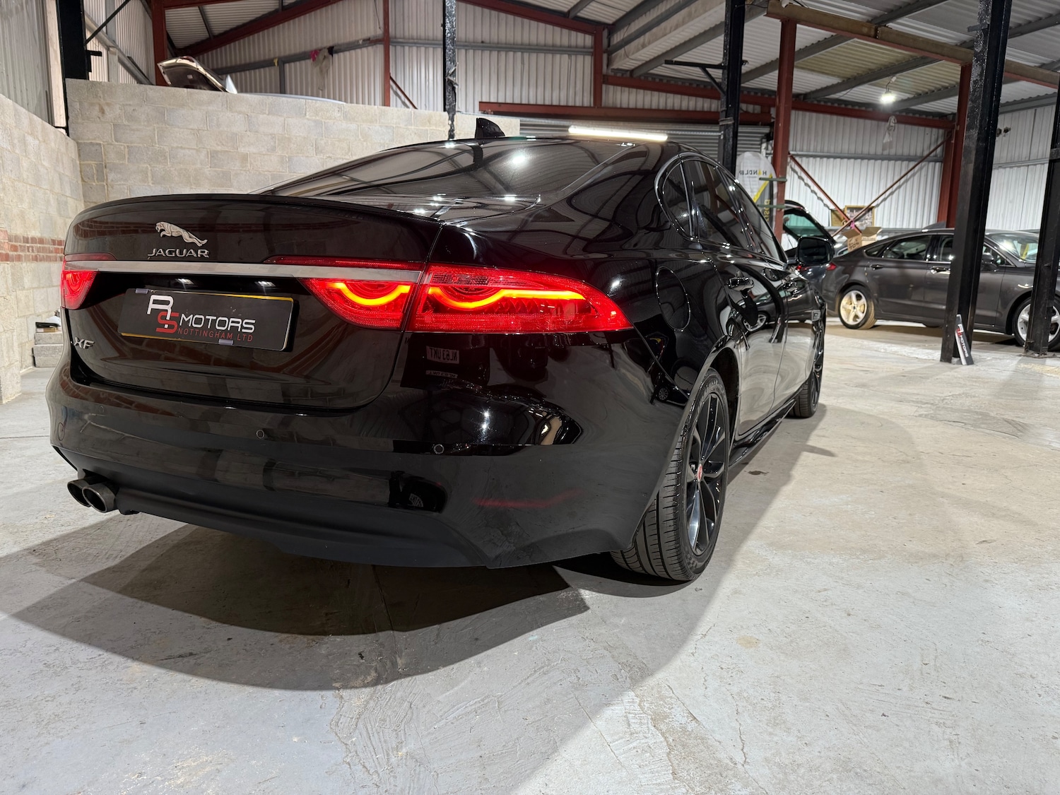 Used Jaguar XF 2016 for sale - 77262884: Photo 43