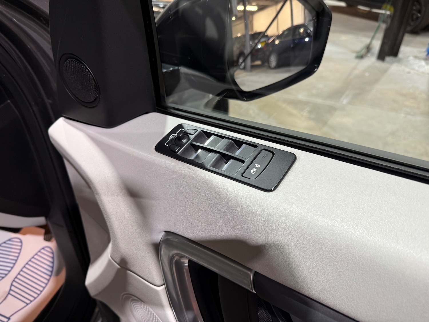 Used Land Rover Discovery Sport 2017 for sale - 76125491: Photo 28