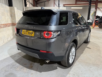 Used Land Rover Discovery Sport 2017 for sale - 76125491: Photo 2