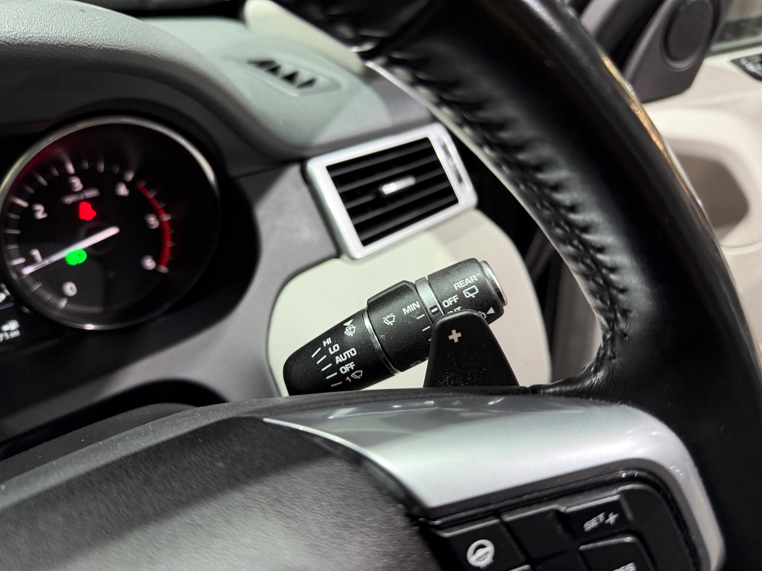 Used Land Rover Discovery Sport 2017 for sale - 76125491: Photo 37