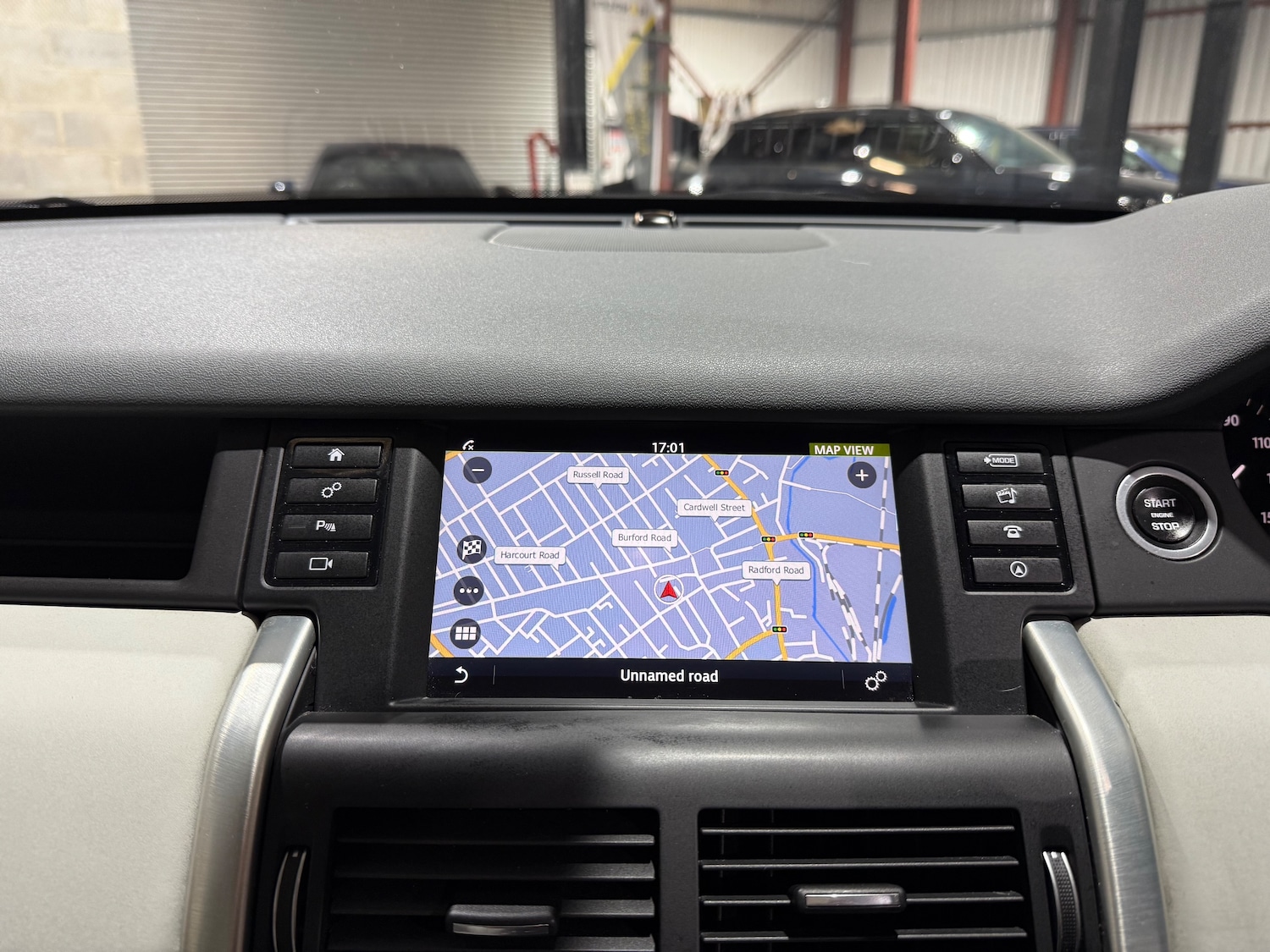 Used Land Rover Discovery Sport 2017 for sale - 76125491: Photo 46