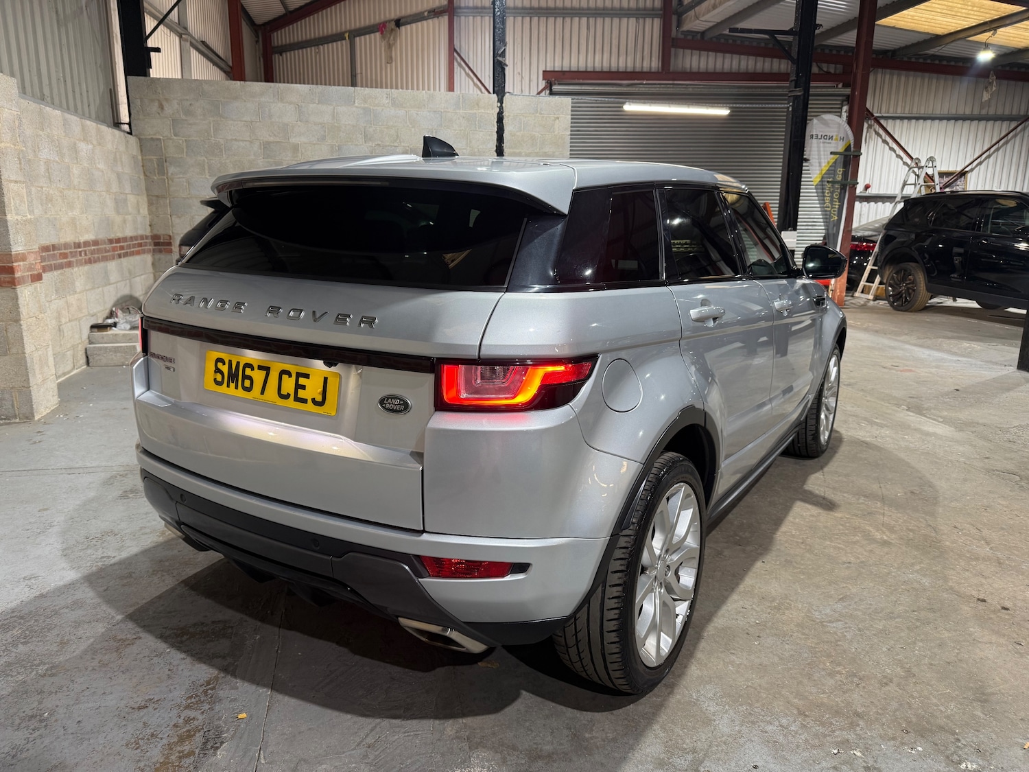 Used Land Rover Range Rover Evoque 2017 for sale - 76273825: Photo 3