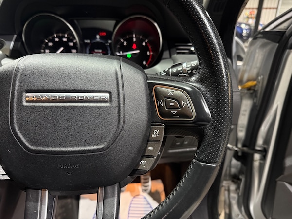 Used Land Rover Range Rover Evoque 2017 for sale - 76273825: Photo 32