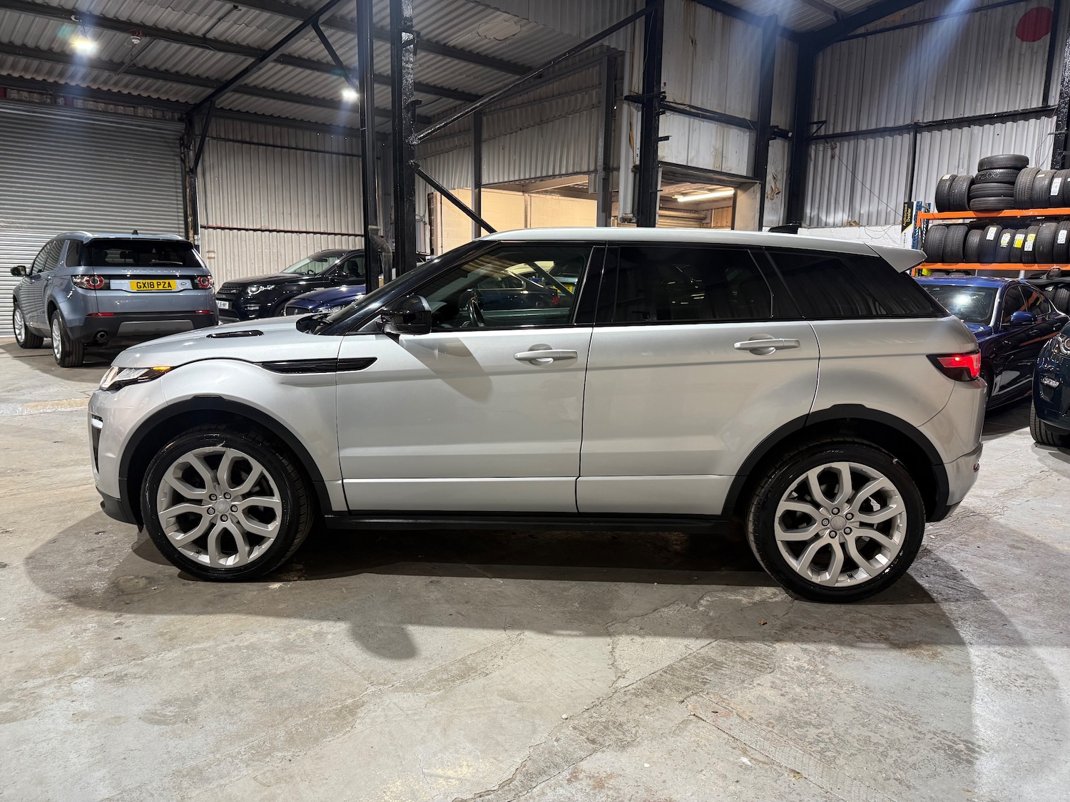 Used Land Rover Range Rover Evoque 2017 for sale - 76273825: Photo 5