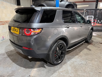 Used Land Rover Discovery Sport 2016 for sale - 79354058: Photo