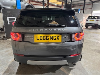 Used Land Rover Discovery Sport 2016 for sale - 79354058: Photo
