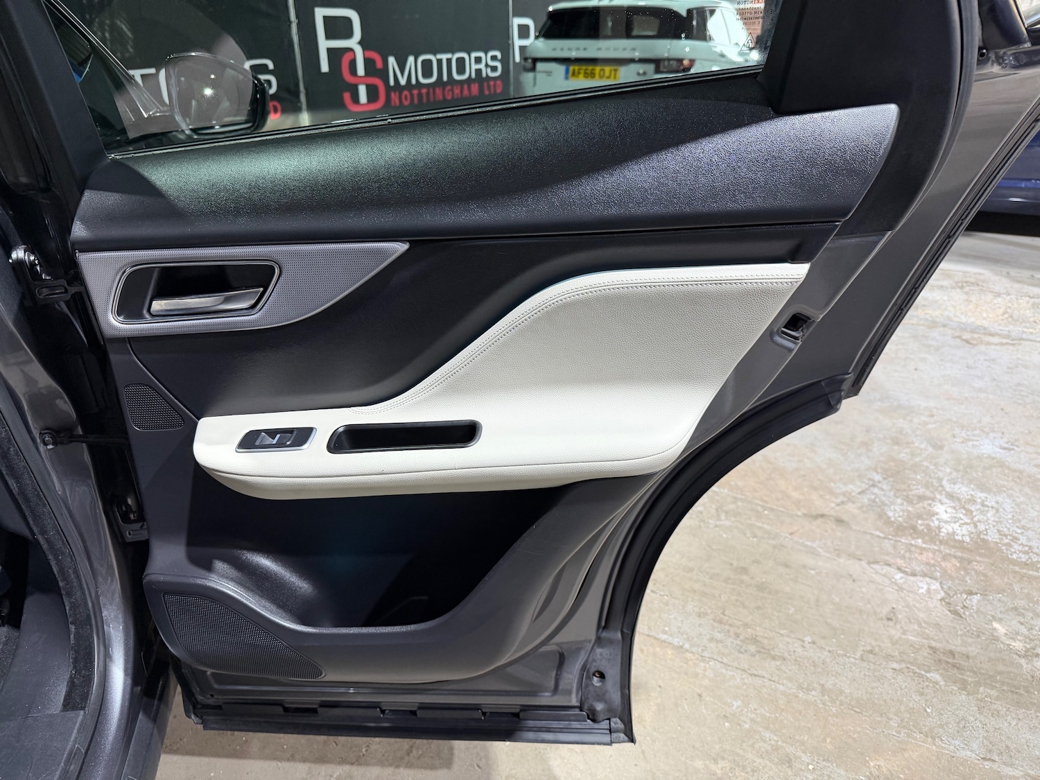 Used Jaguar F-Pace 2016 for sale - 78107092: Photo 20