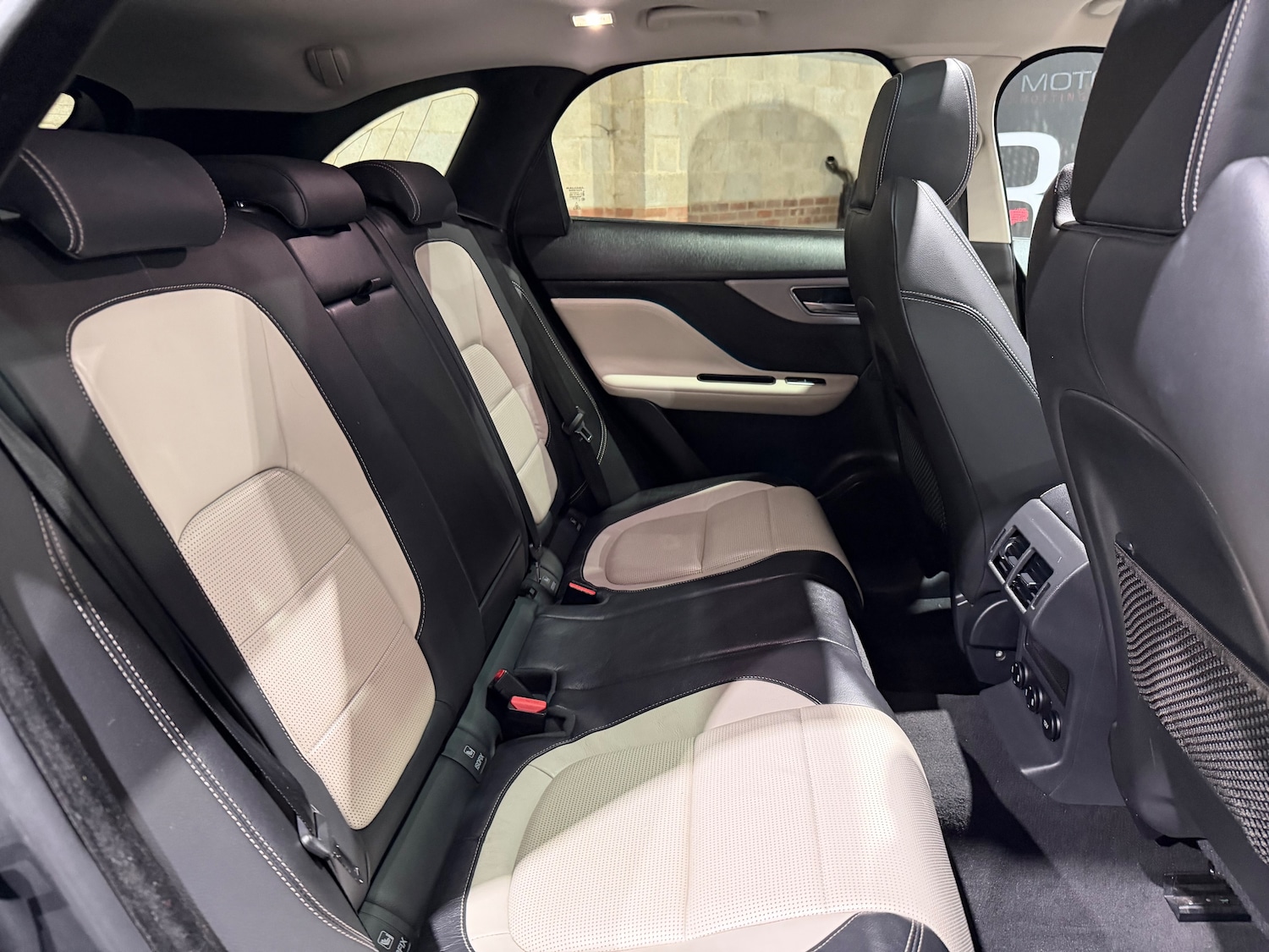 Used Jaguar F-Pace 2016 for sale - 78107092: Photo 22