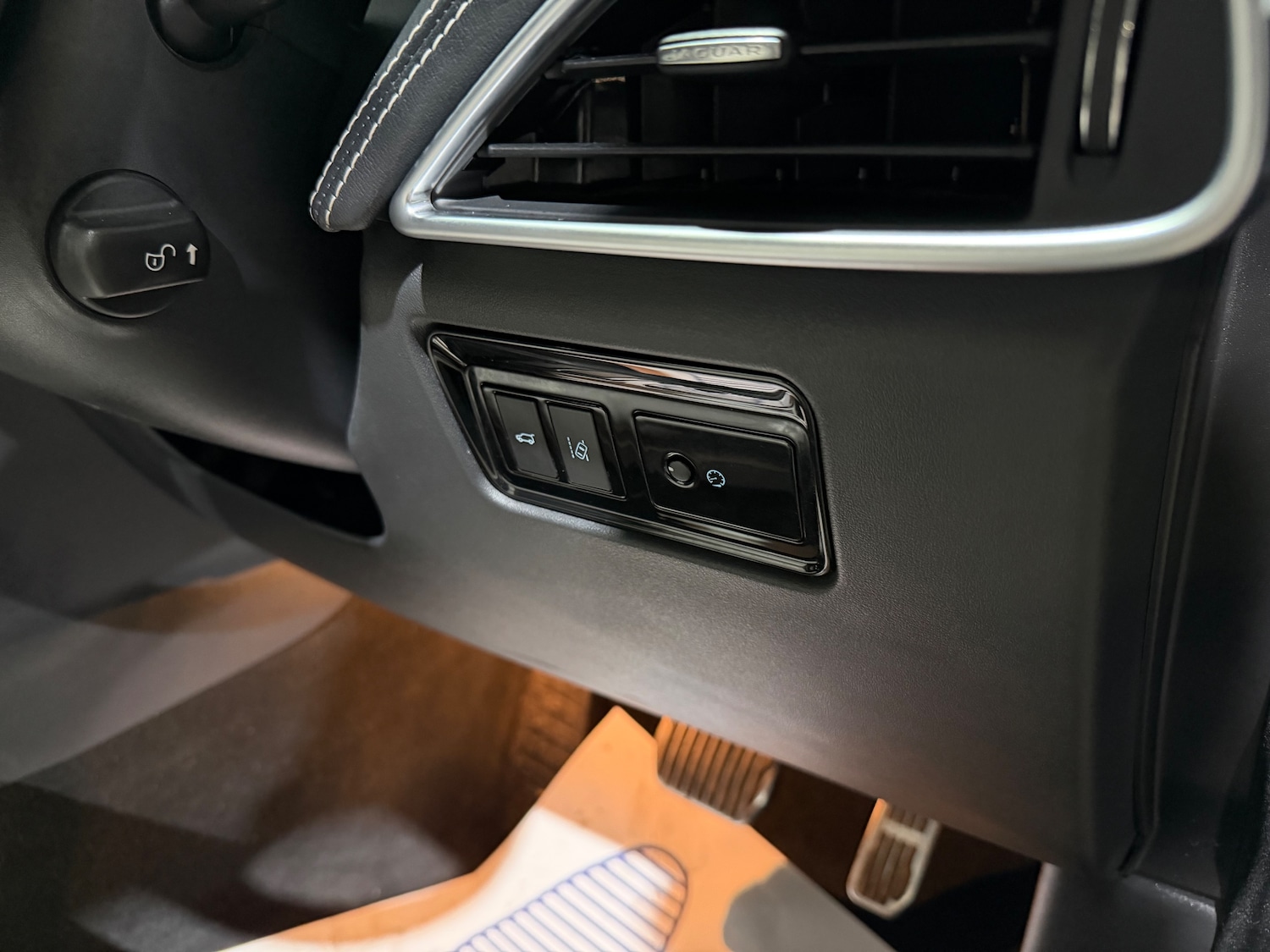 Used Jaguar F-Pace 2016 for sale - 78107092: Photo 30