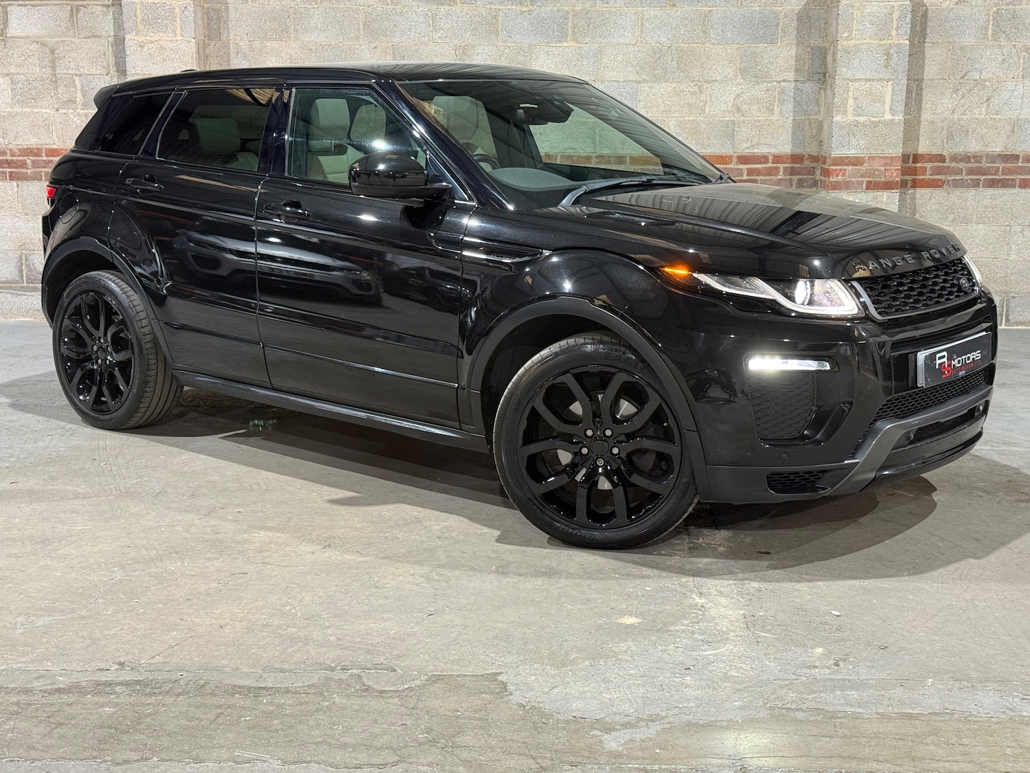 Used Land Rover Range Rover Evoque 2016 for sale - 76351419: Photo 1