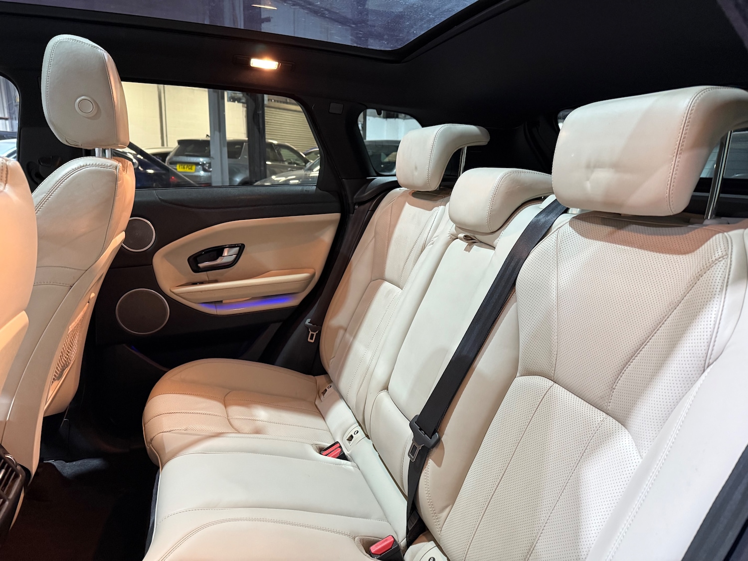 Used Land Rover Range Rover Evoque 2016 for sale - 76351419: Photo 16