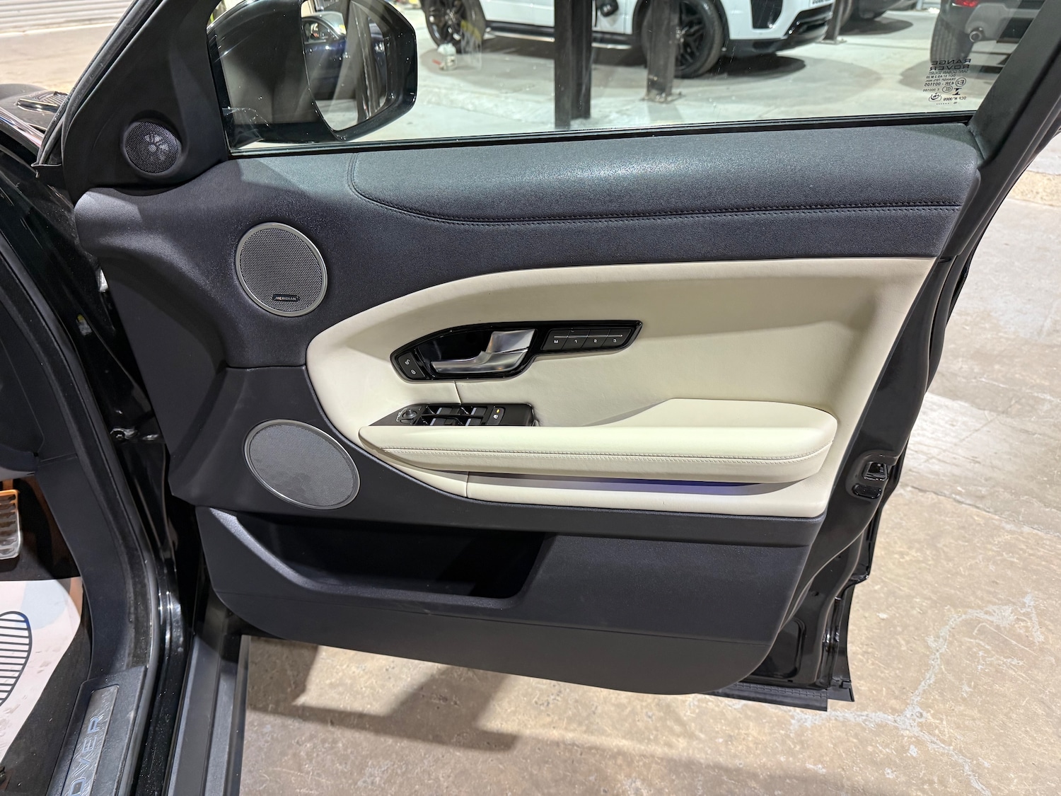 Used Land Rover Range Rover Evoque 2016 for sale - 76351419: Photo 22