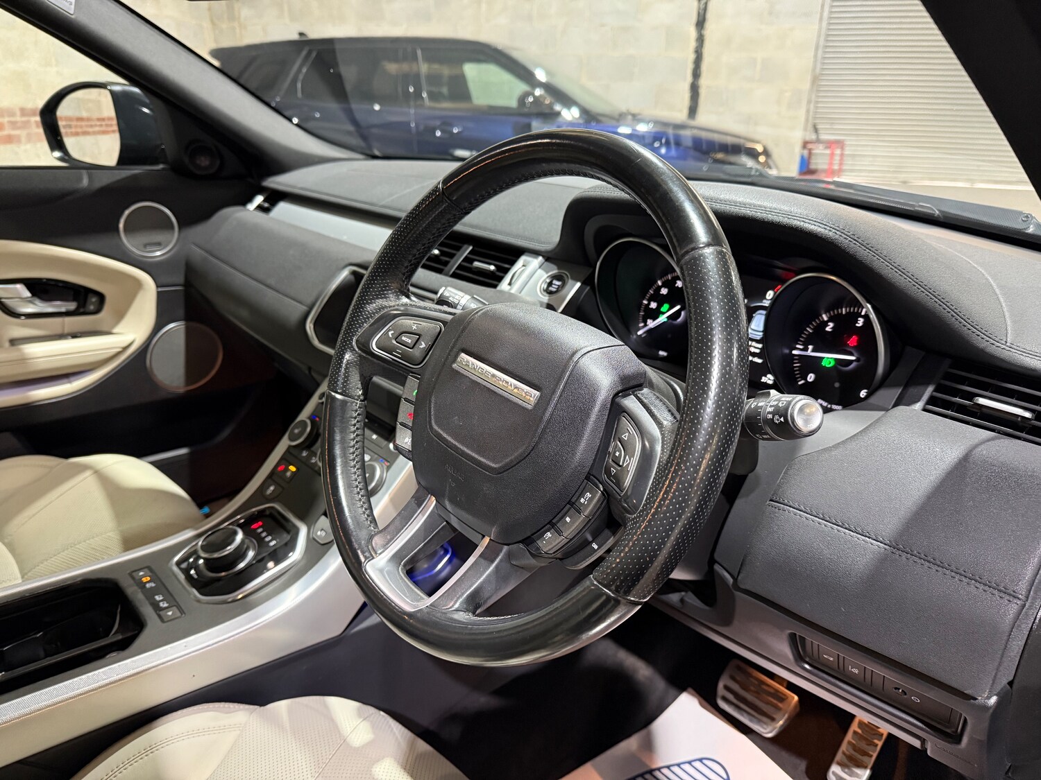 Used Land Rover Range Rover Evoque 2016 for sale - 76351419: Photo 25