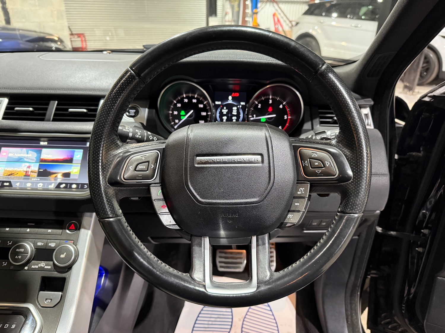 Used Land Rover Range Rover Evoque 2016 for sale - 76351419: Photo 30
