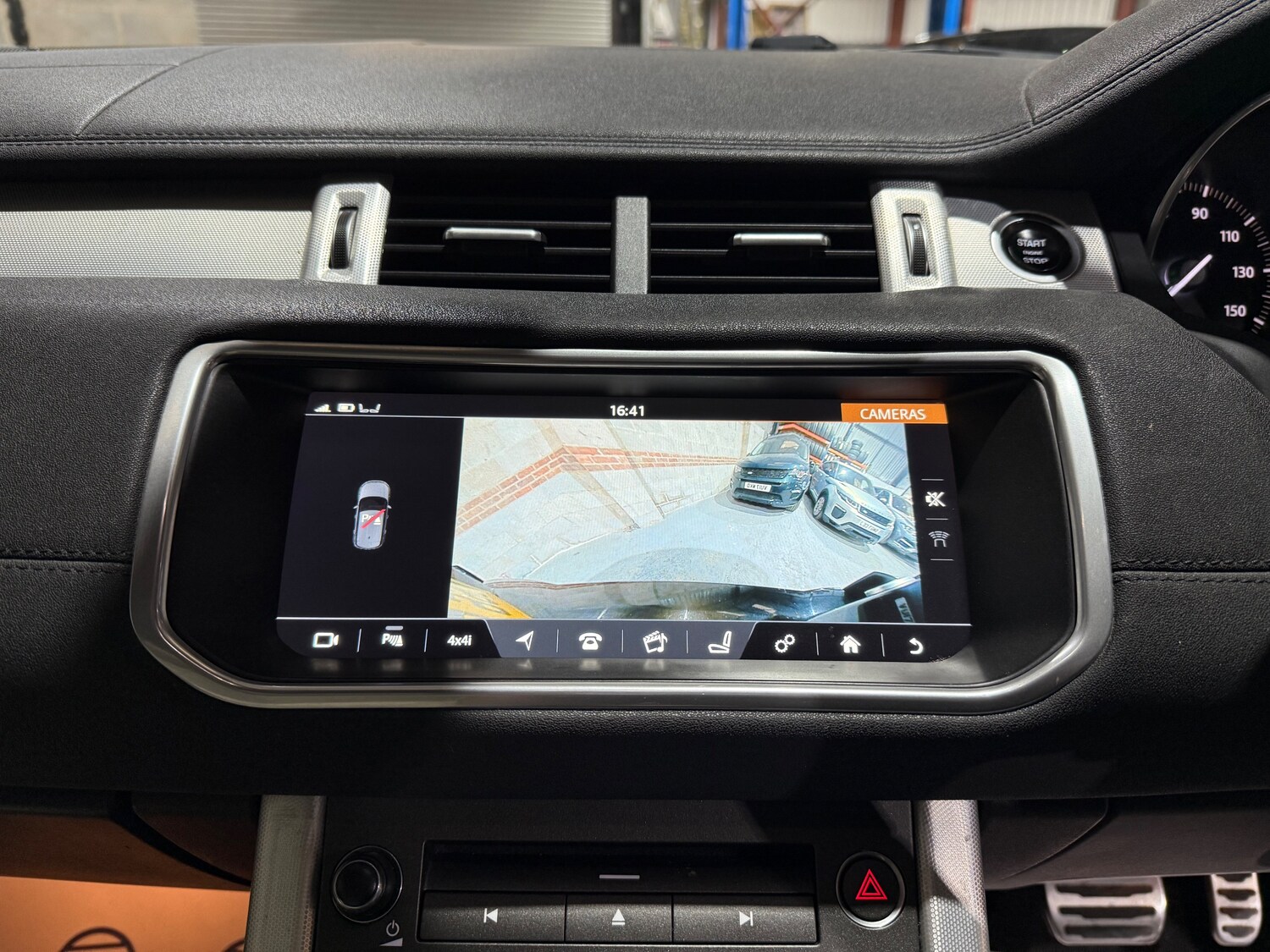 Used Land Rover Range Rover Evoque 2016 for sale - 76351419: Photo 39