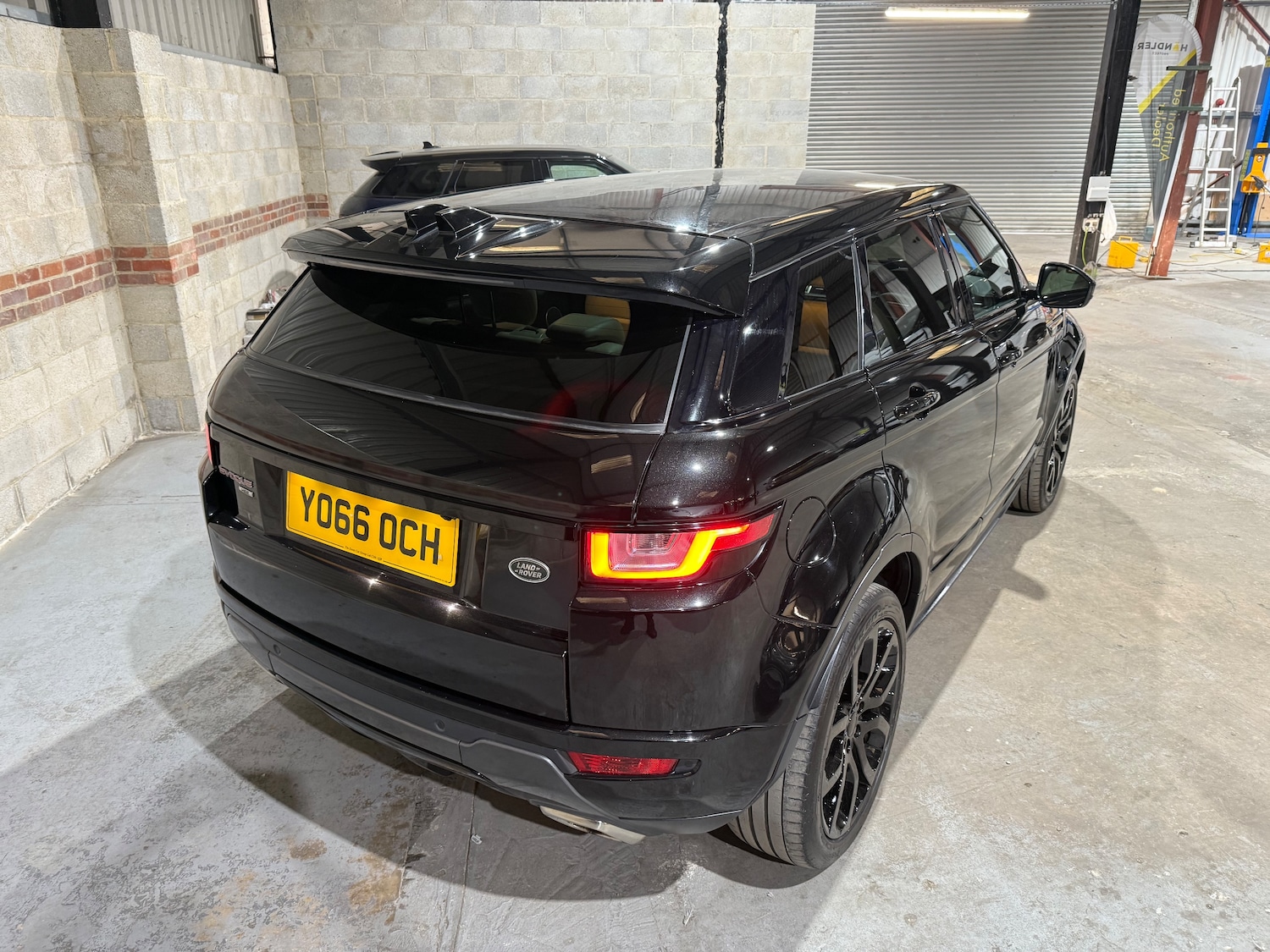 Used Land Rover Range Rover Evoque 2016 for sale - 76351419: Photo 47
