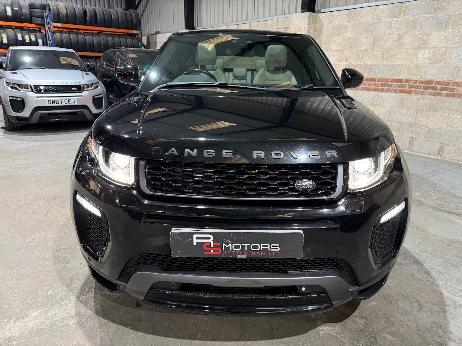 Used Land Rover Range Rover Evoque 2016 for sale - 76351419: Photo 6