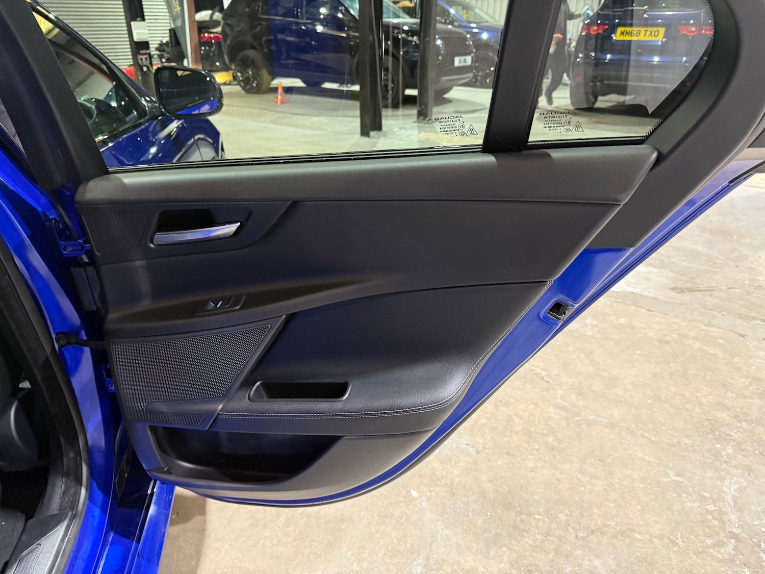Used Jaguar XE 2017 for sale - 76198126: Photo 18