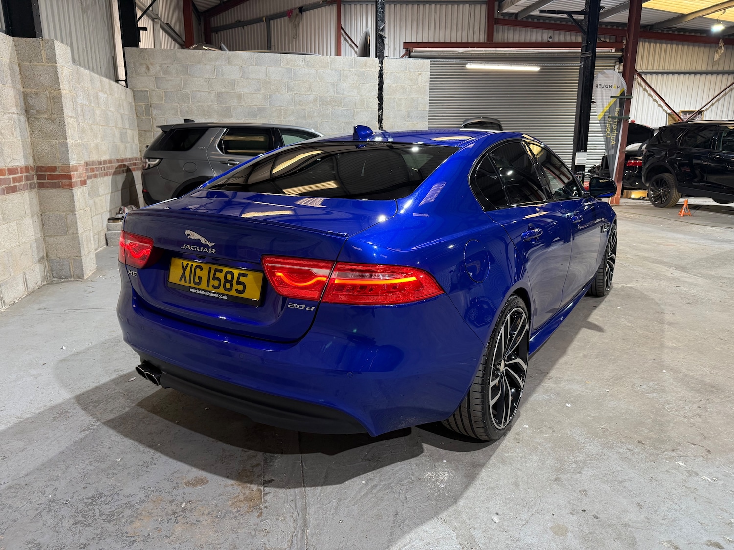 Used Jaguar XE 2017 for sale - 76198126: Photo 3